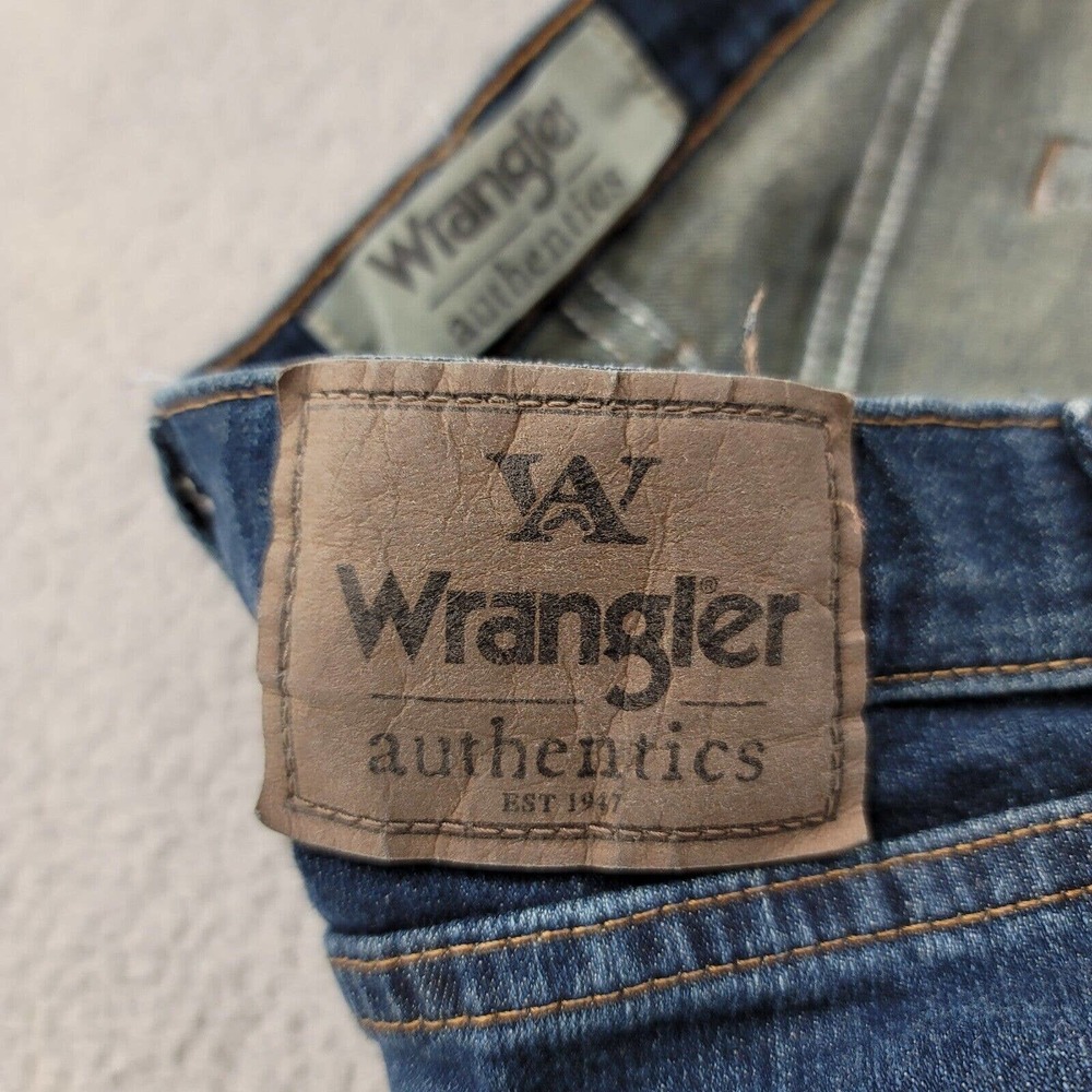 Wrangler Jeans Mens 38x30 Blue Denim ZM100TW Straight Fit Medium Wash - Picture 4 of 16